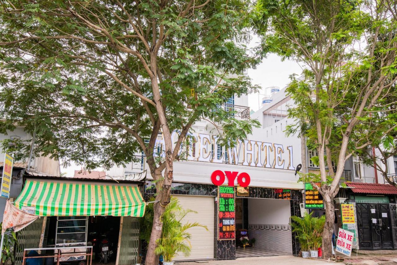 Oyo 471 White 1 Hotel Ho Chi Minh City Exterior photo